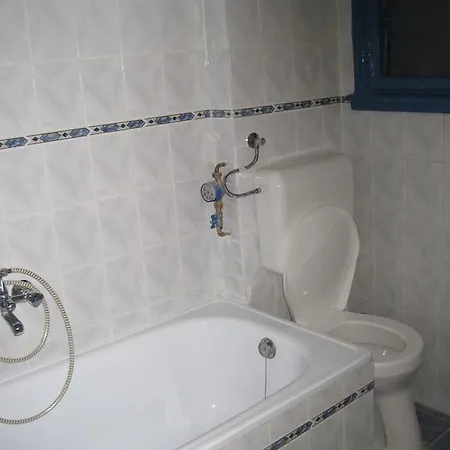 Anadin Female * Budapest